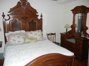 Wayside Inn Middletown Dış mekan fotoğraf