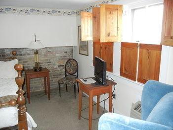 Wayside Inn Middletown Dış mekan fotoğraf